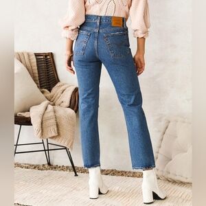 ✨️ Levi's Wedgie Straight Jeans